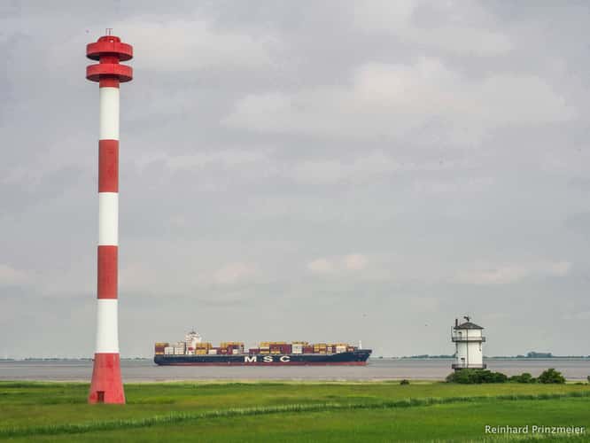 Lighthouses in Balje