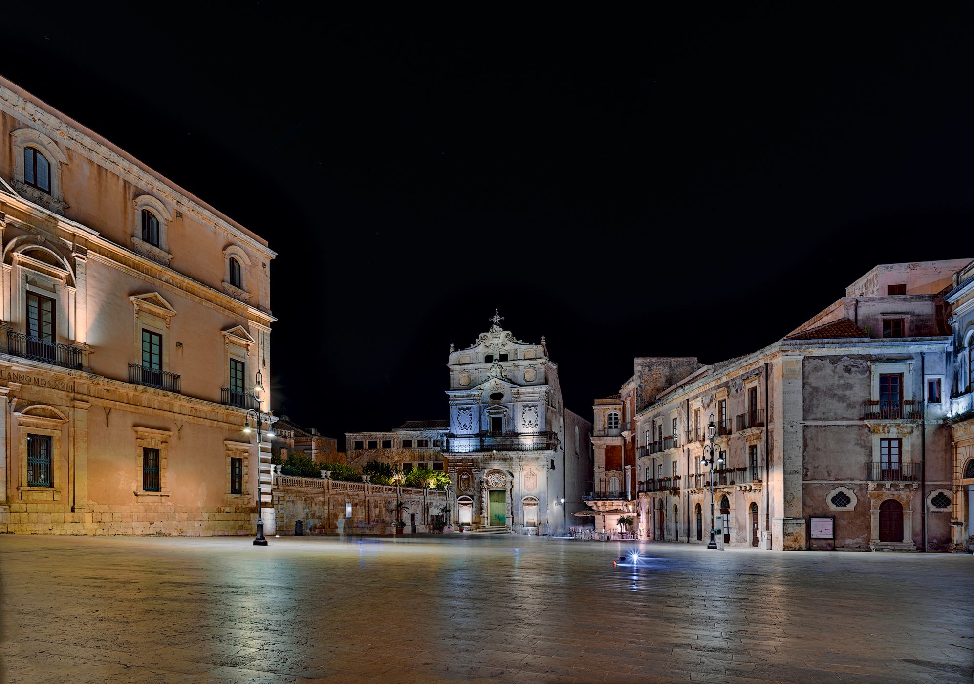 Piazza Duomo Syracus, Italy