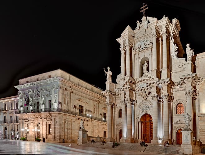 Piazza Duomo Syracus