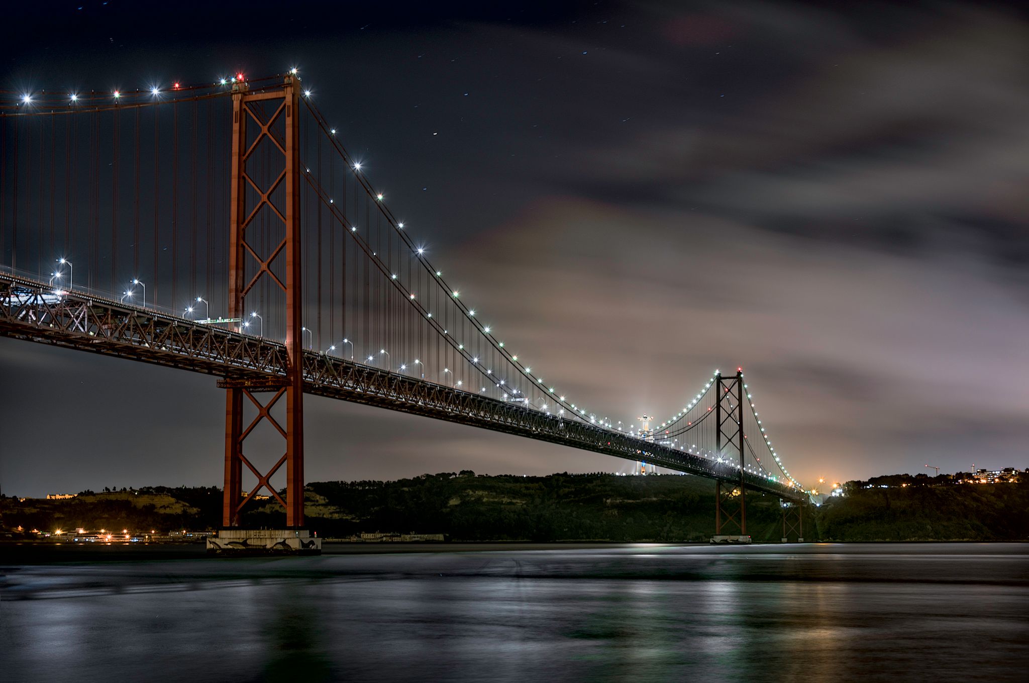 Ponte 25 de Abril bridge, Lisbon, Portugal, Portugal