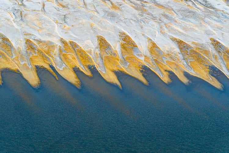Kati Thanda-Lake Eyre. Dragan Teeth and Icing Sugar.