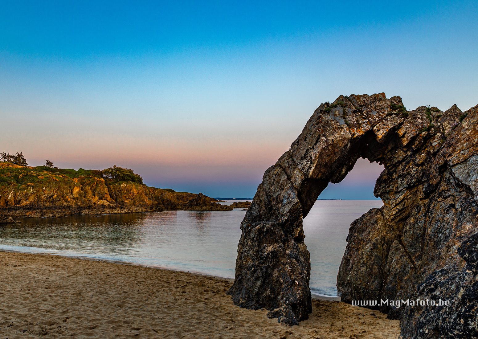 La roche percée - Clohars-Carnoët, Brittany, France