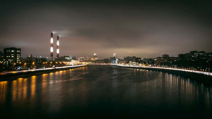 Luzhnetskiy bridge