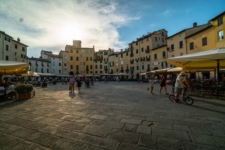 Piazza Anfiteatro