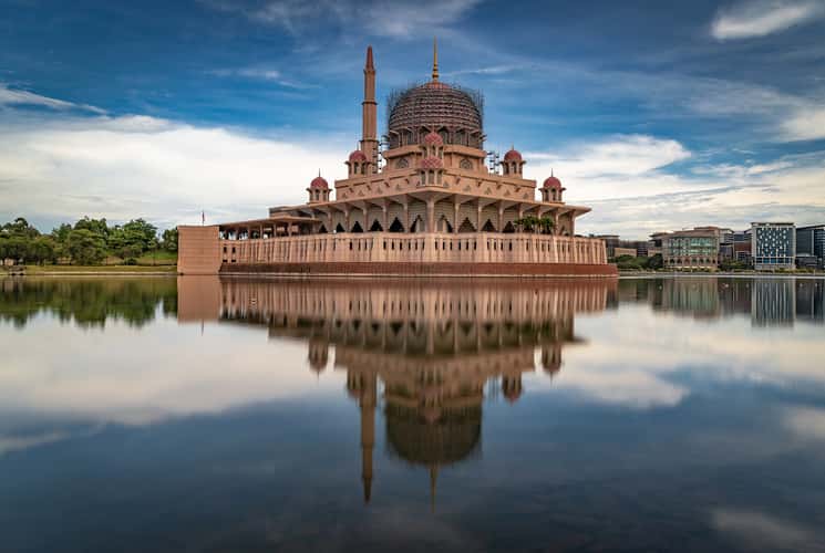 Putra Jaya Mosque