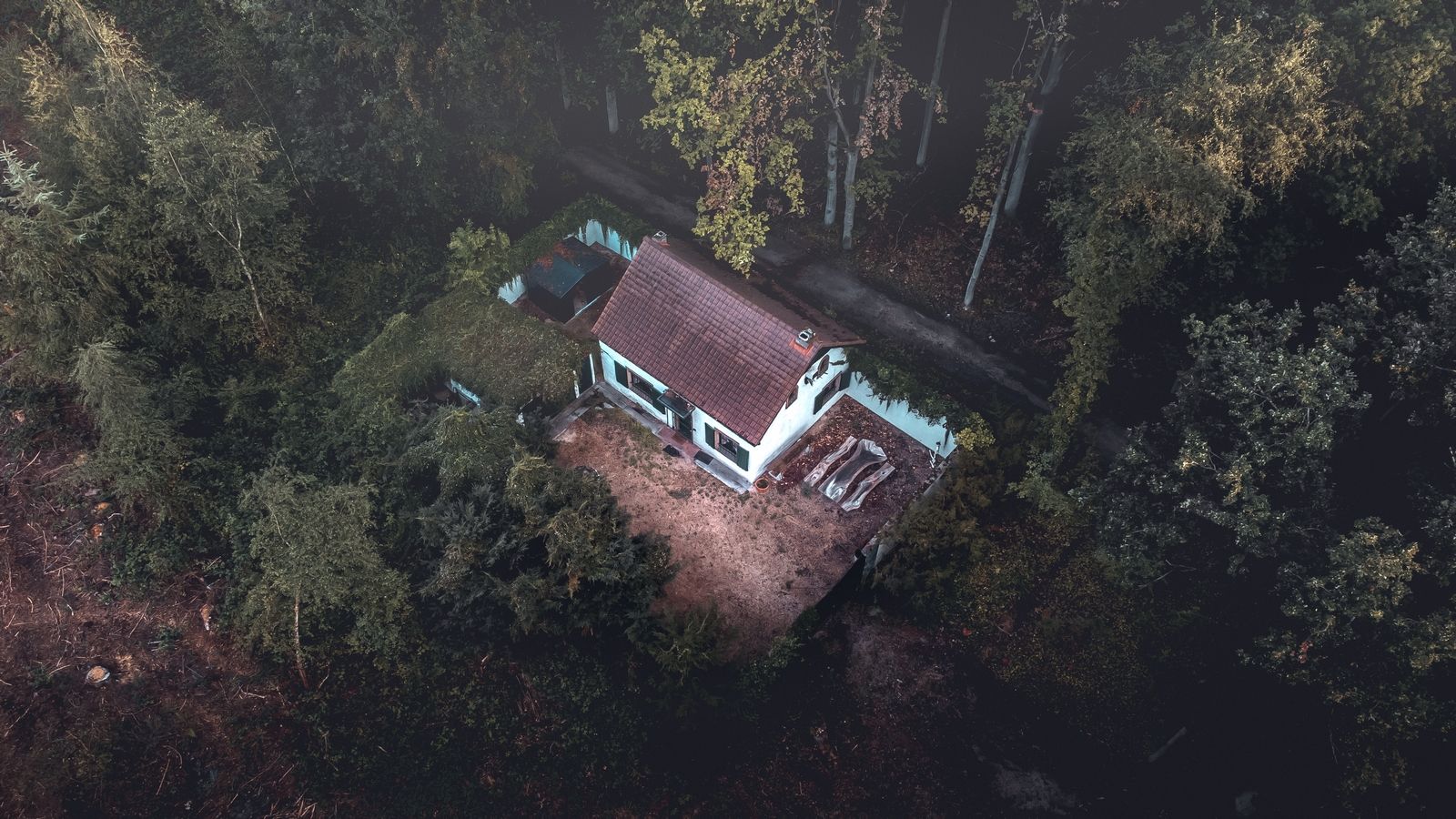 The Hunter's Cabin, Belgium