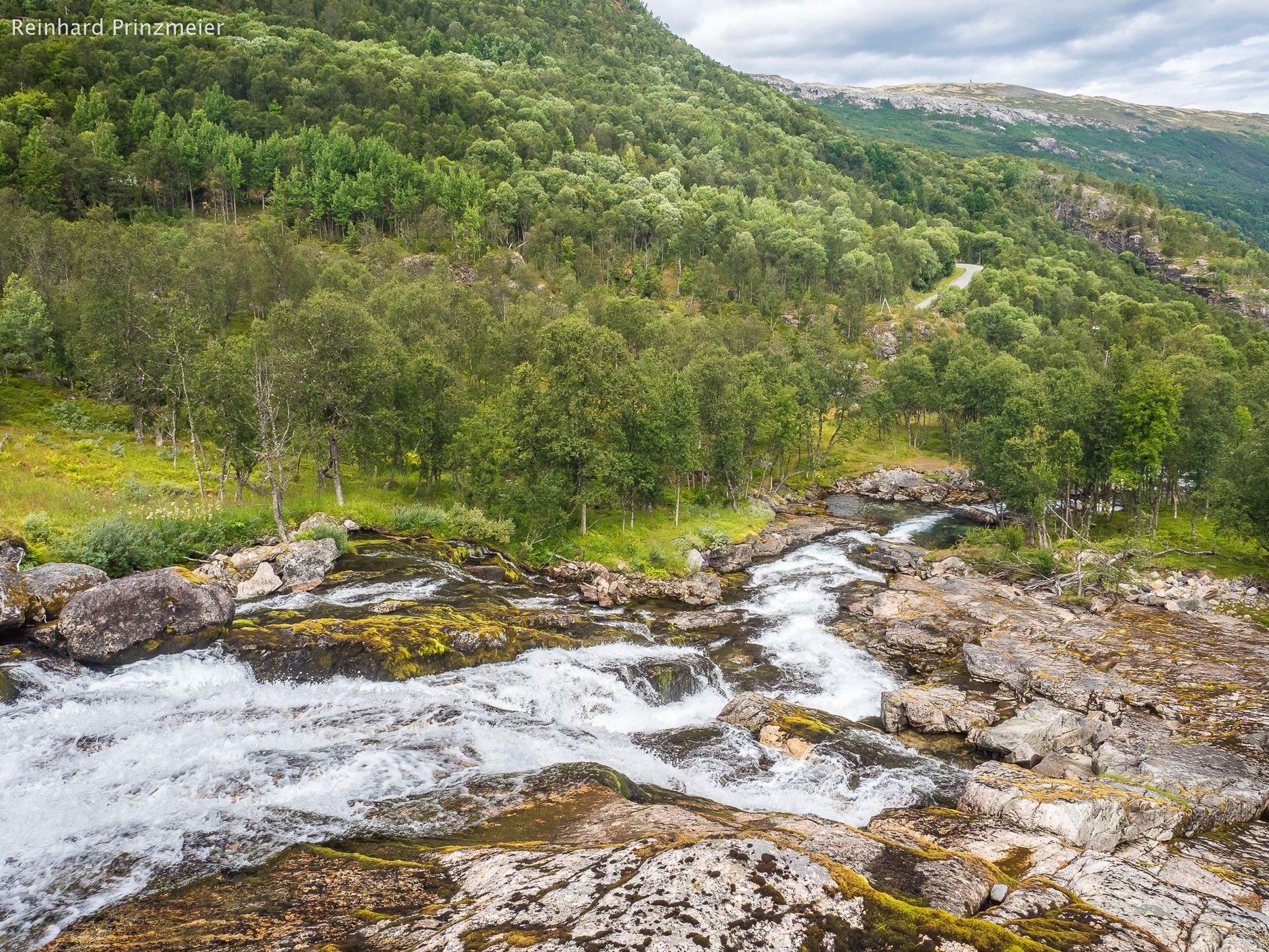Vardahangselvi Waterfall, Norway