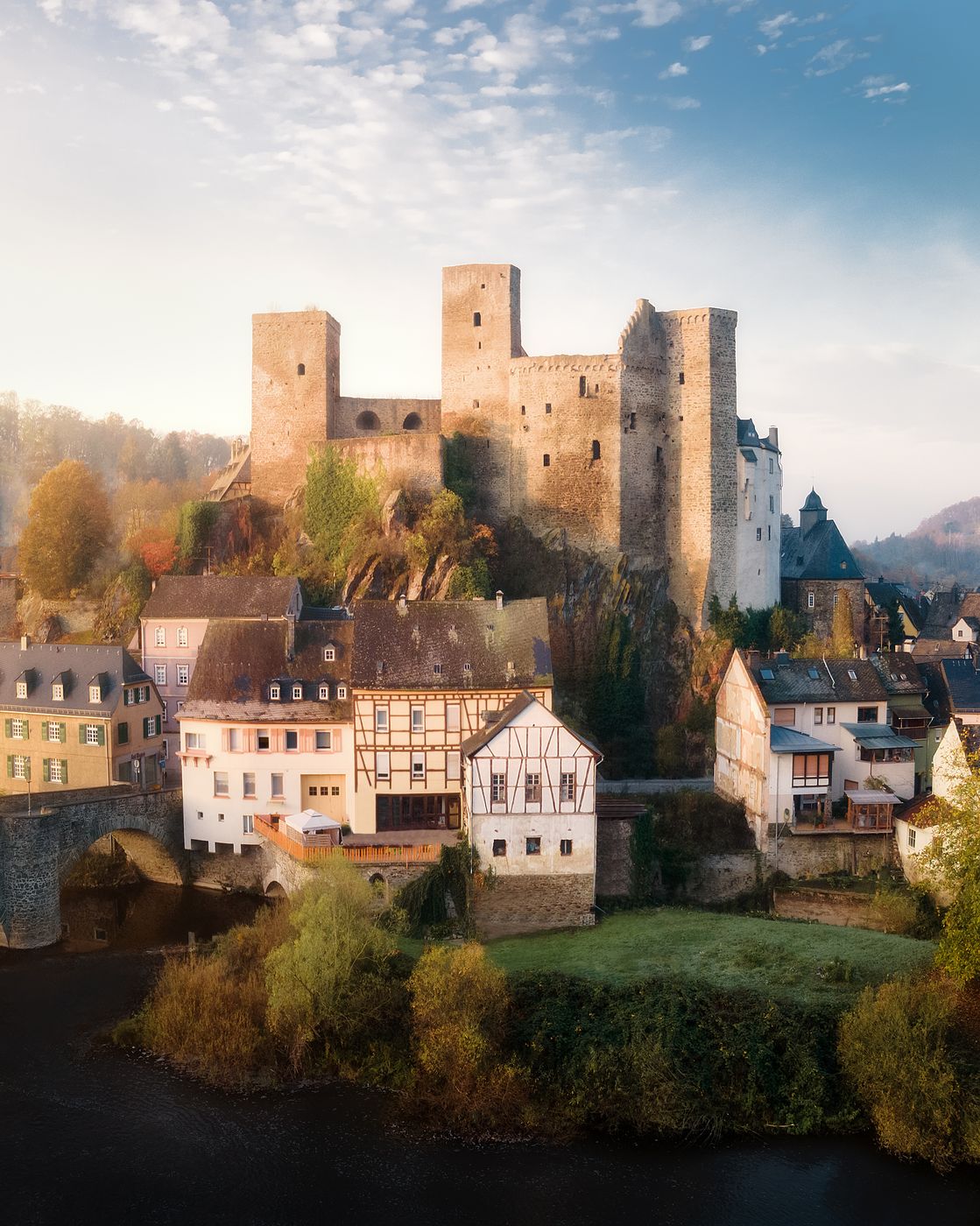 Burg Runkel (drone), Germany