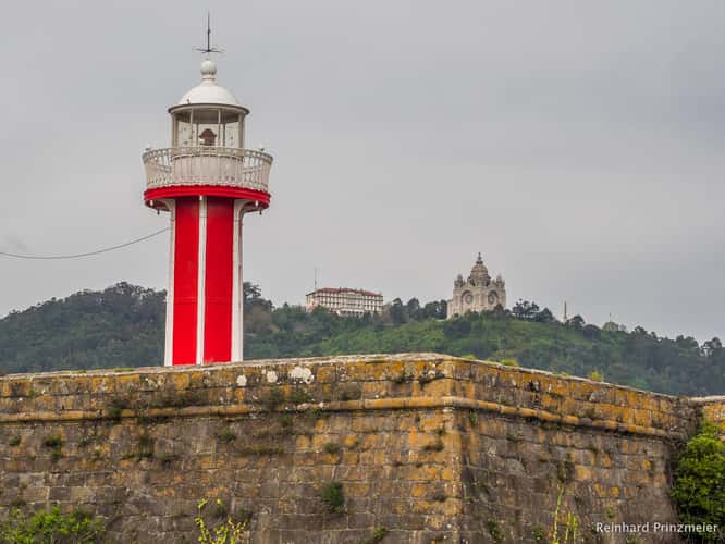 Castelo de Santiago Lighthouse in Viana do Castelo