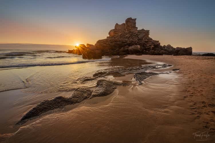 Golden Sunbeams (Praia do Castelejo)