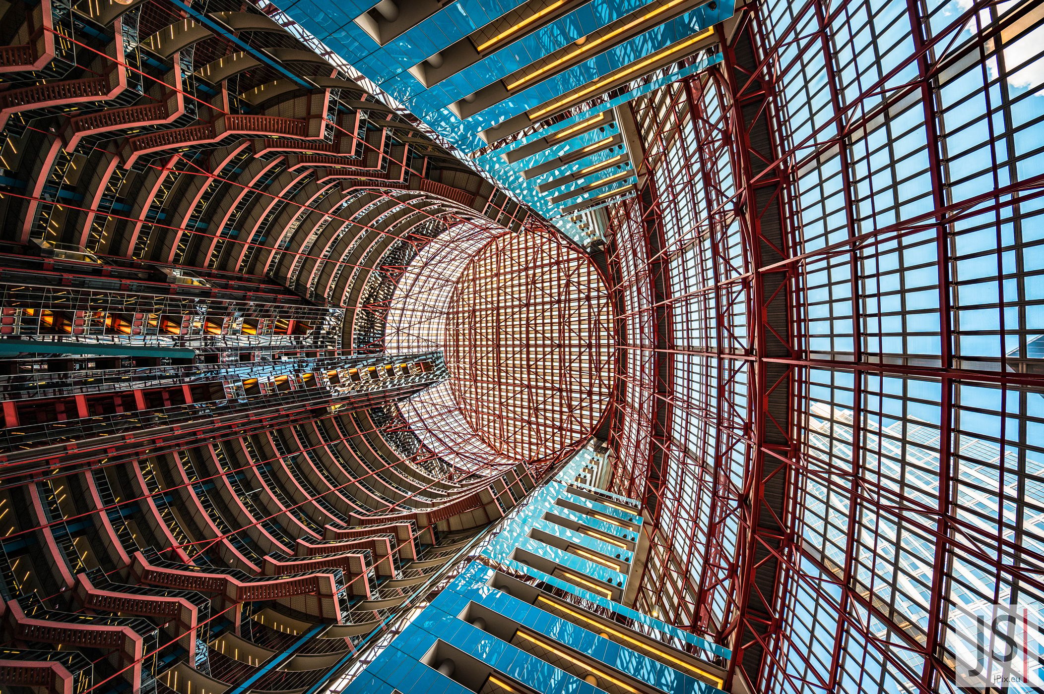 Indoor architecture of Thompson Center, Chicago, USA
