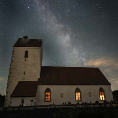 Kirche Oltingue mit Milky way, France