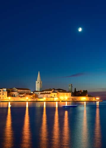 Porec by night
