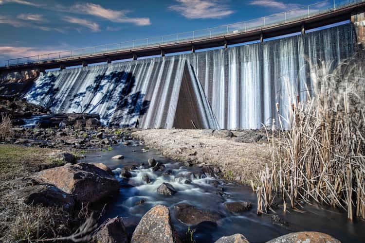 Spill way, dam wall, Lake Canobolas, Orange
