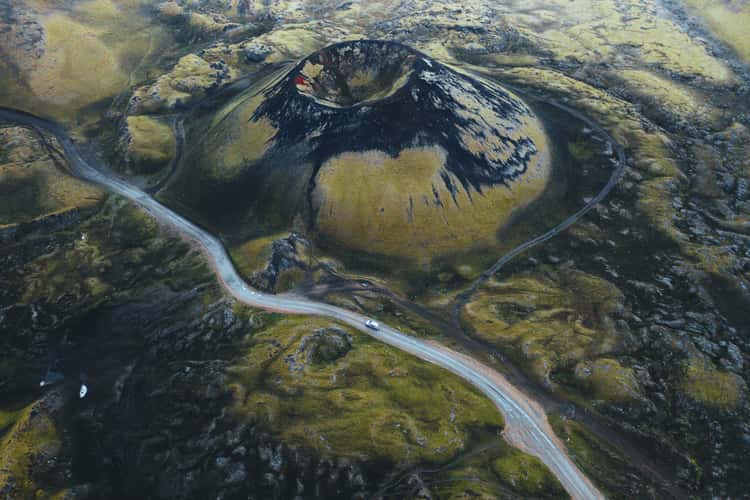 Stútur crater