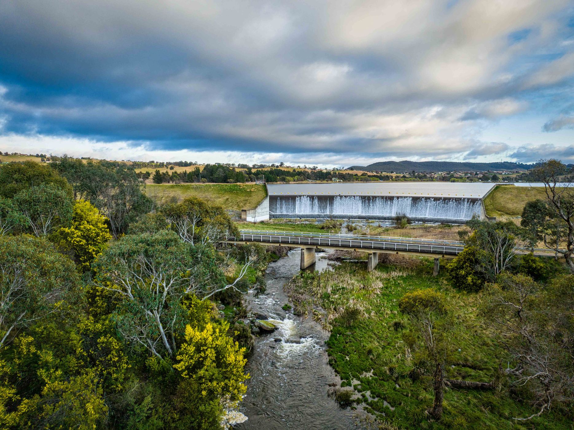 Lake Wallace at Wallerawang Dam, Wallerawang, NSW, Australia