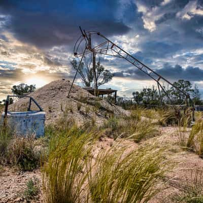 Opal Mining, Grawin, New South Wales, Australia