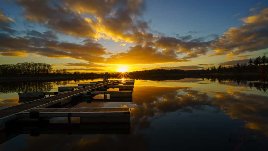 Sunset Reservoir lake, Losheim