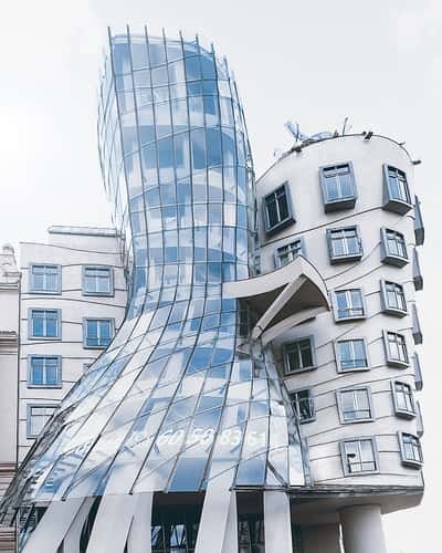 The Dancing House, Prague