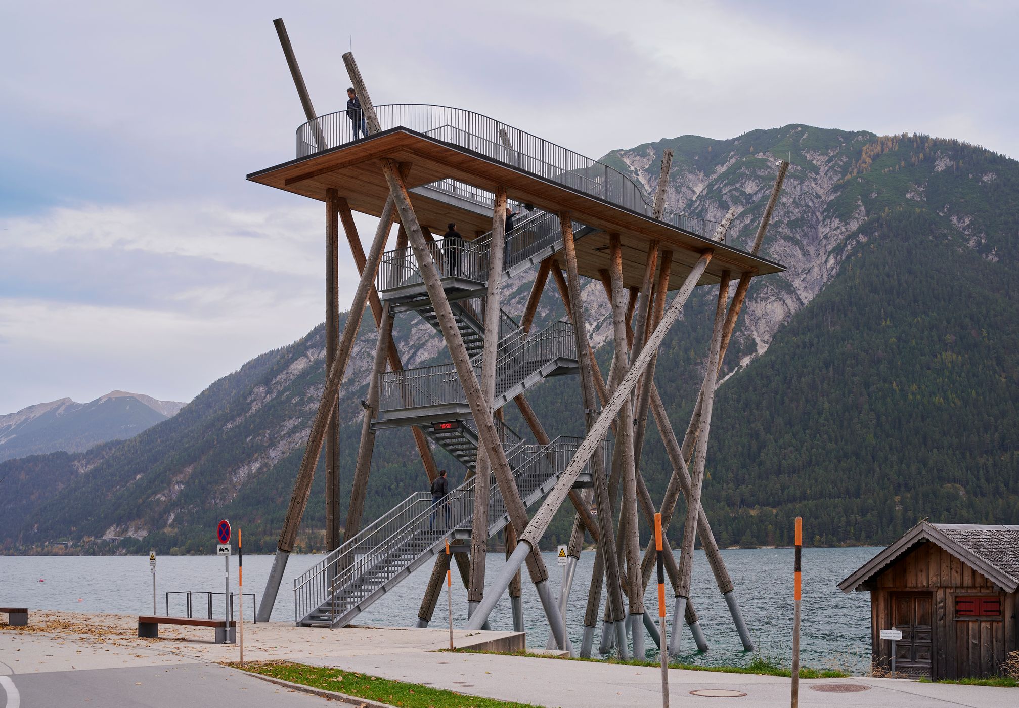 Aussichtsplattform am See, Pertisau, Austria