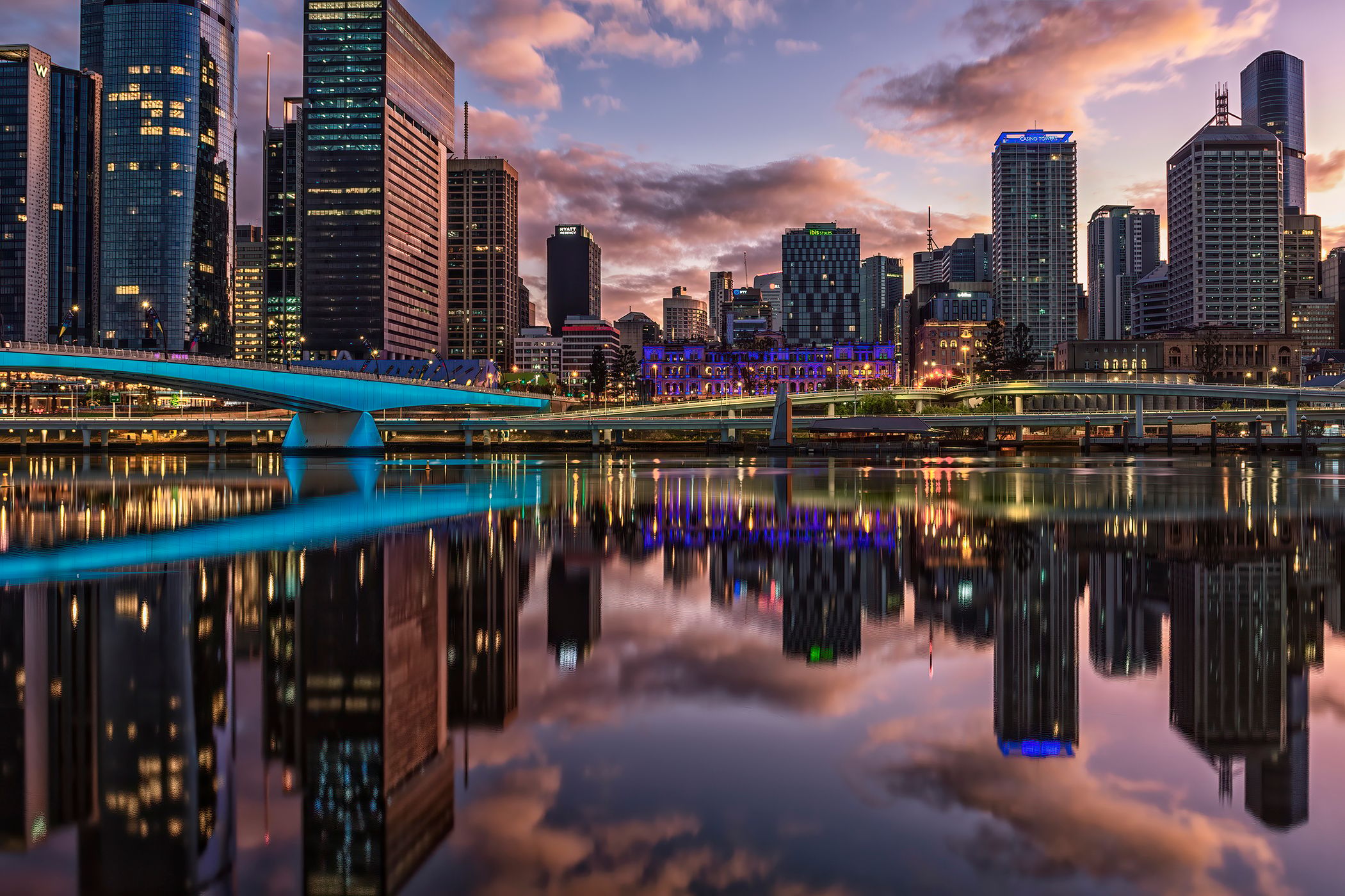 Brisbane - Victoria Bridge, Australia