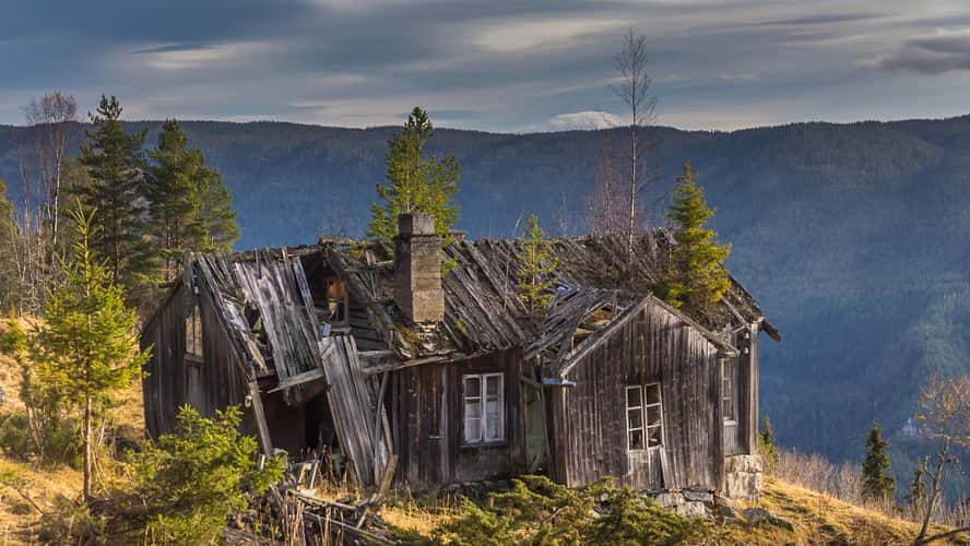 Grov abandoned farm