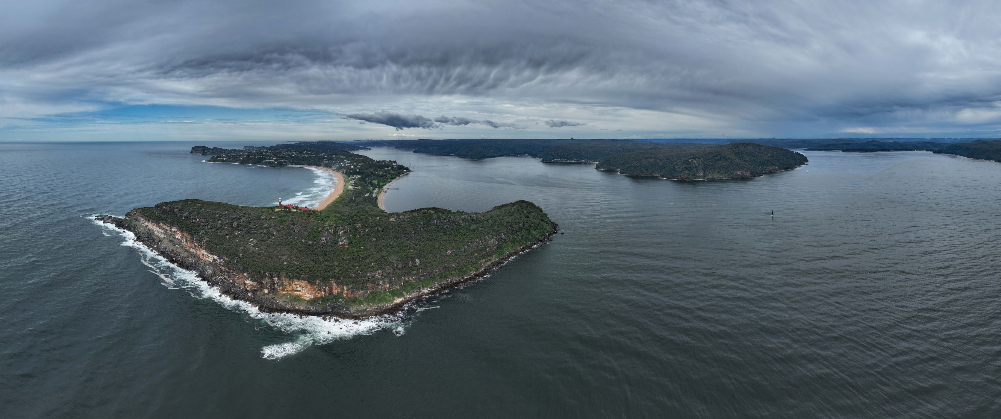 Headland, Barrenjoey Headland, Palm Beach, Sydney, NSW, Australia
