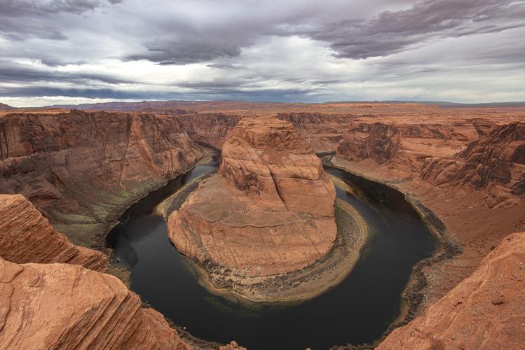 Horseshoe bend (from the air)