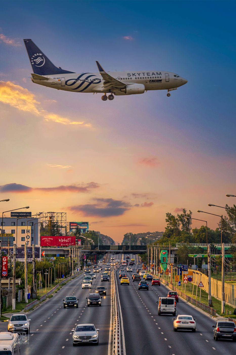 Otopeni Airport landing planes, Romania