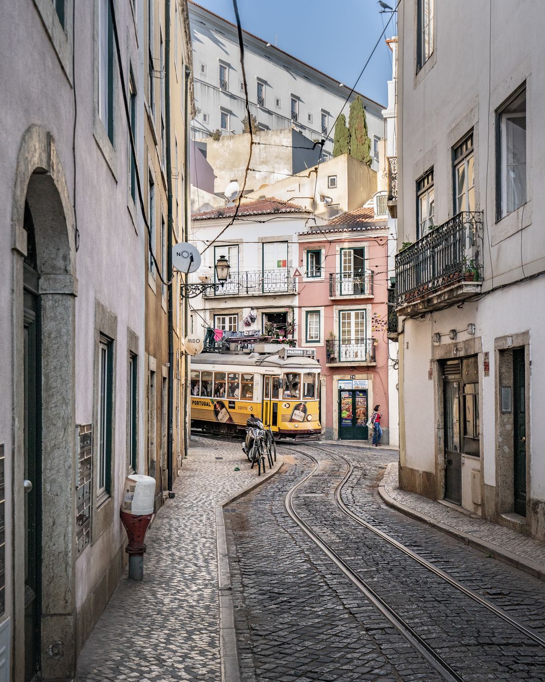 Tram 28, Portugal