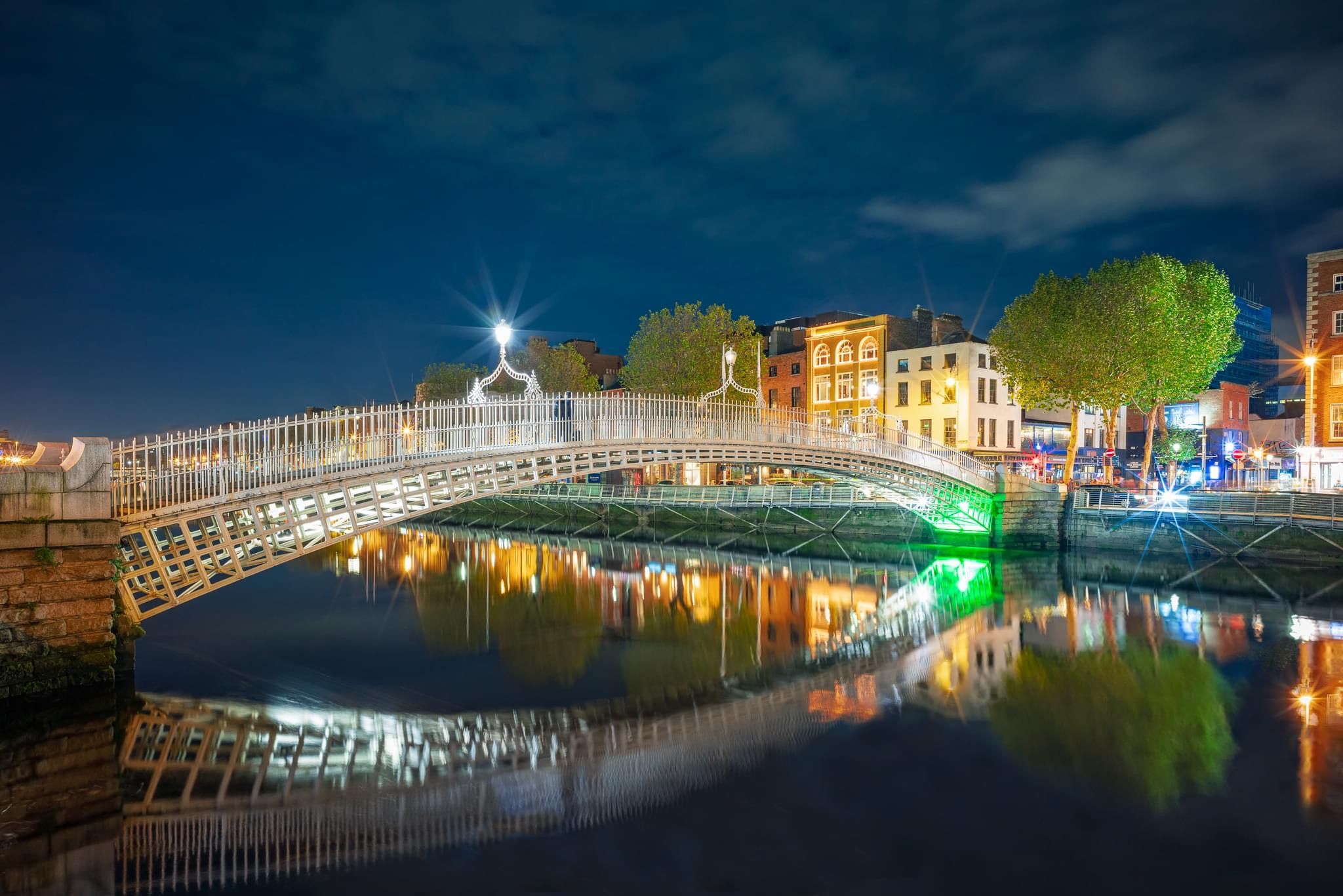 Ha'penny Bridge, Dublin, Ireland