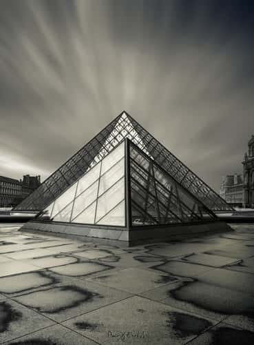 Louvre curiousity, Paris