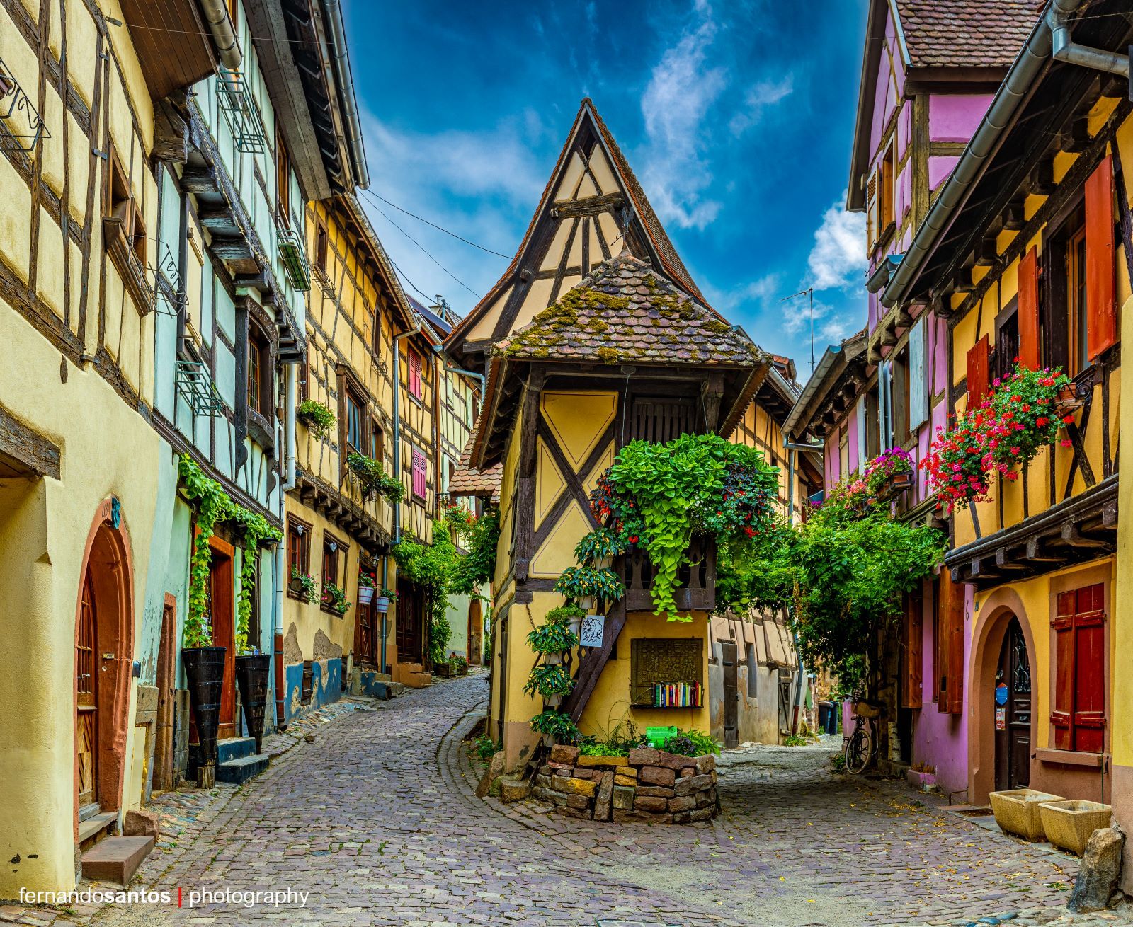 Pigeonry in Rue Du Rempart, France