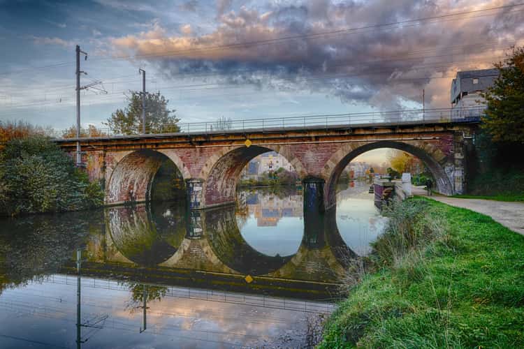 Rennes, the riverside...
