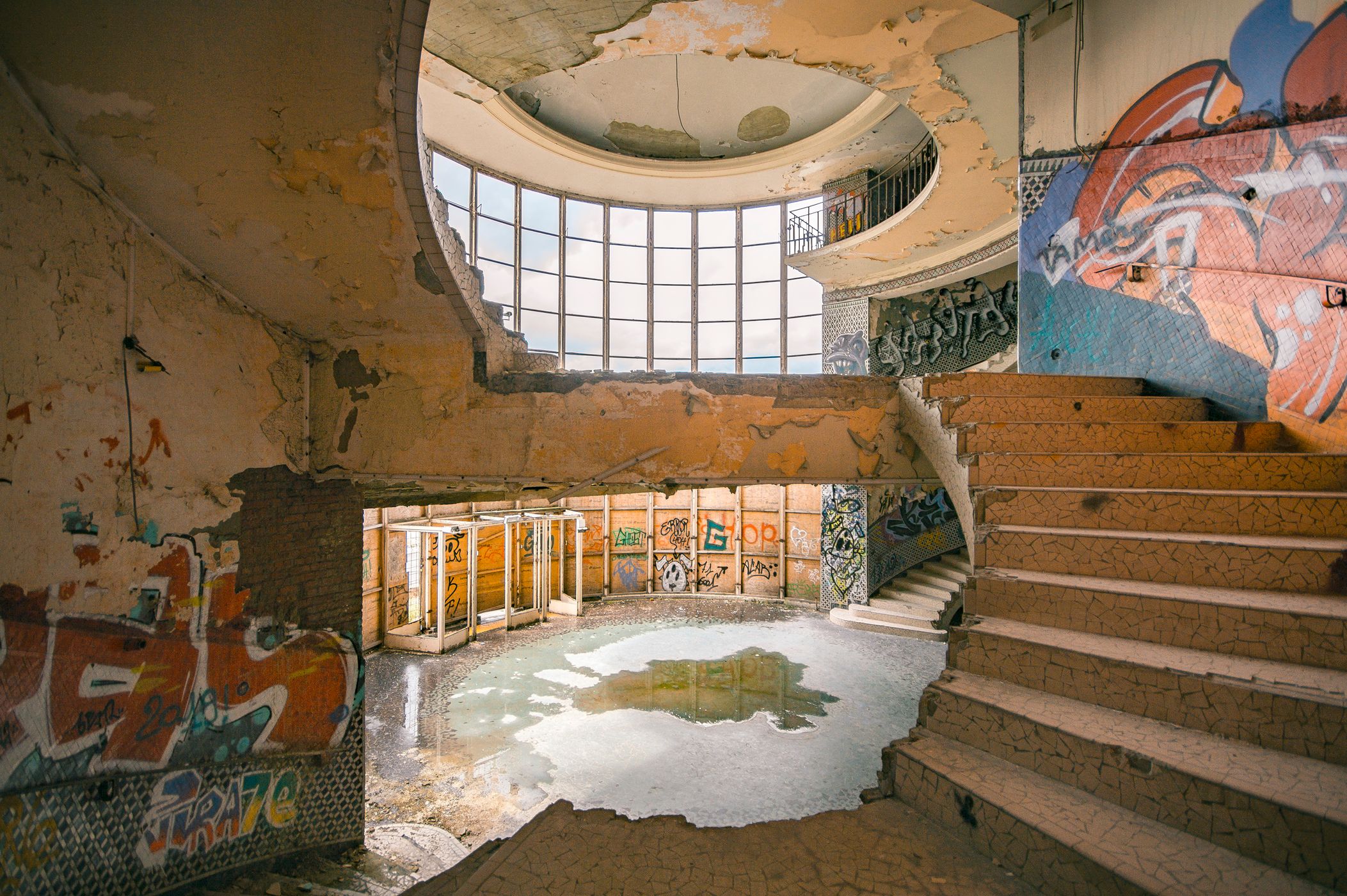 Solvay Swimming Pool, Belgium