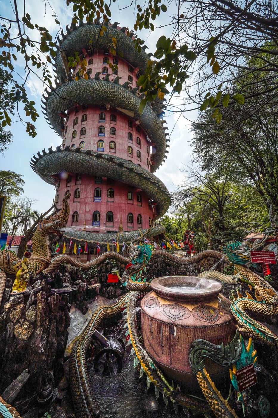 Wat Samphran Dragon Temple, Thailand