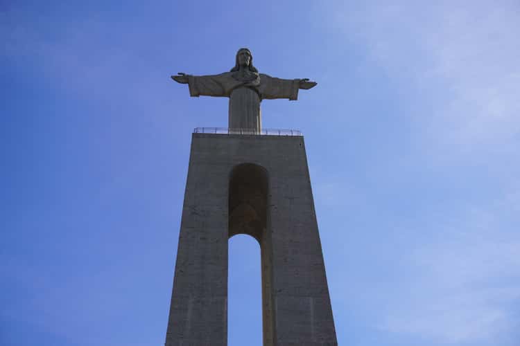 '25 de Abril' Bridge