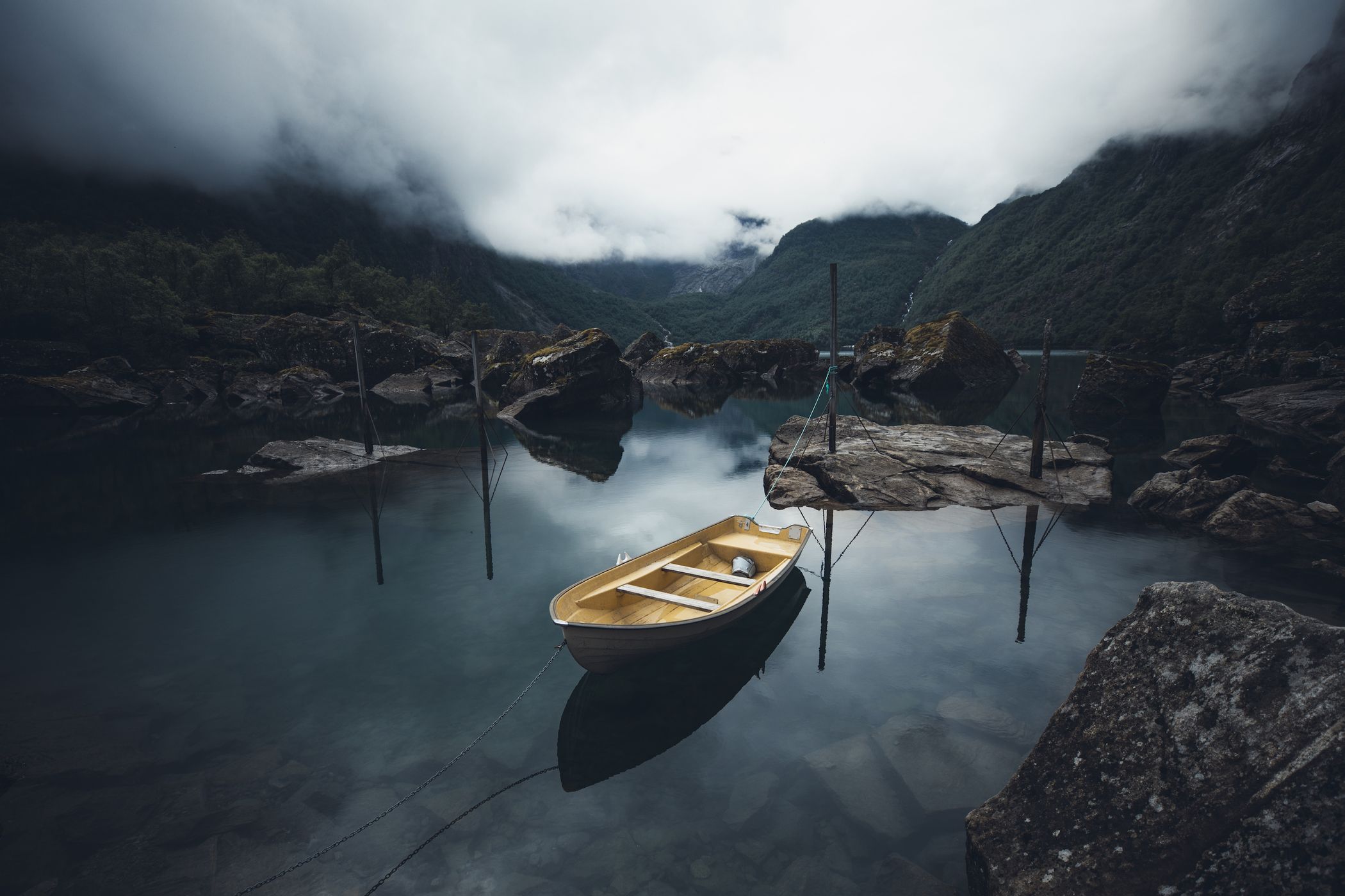Bondhusvatnet, Norway