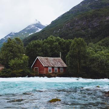 Cabin near Laukifossen waterfall, Norway