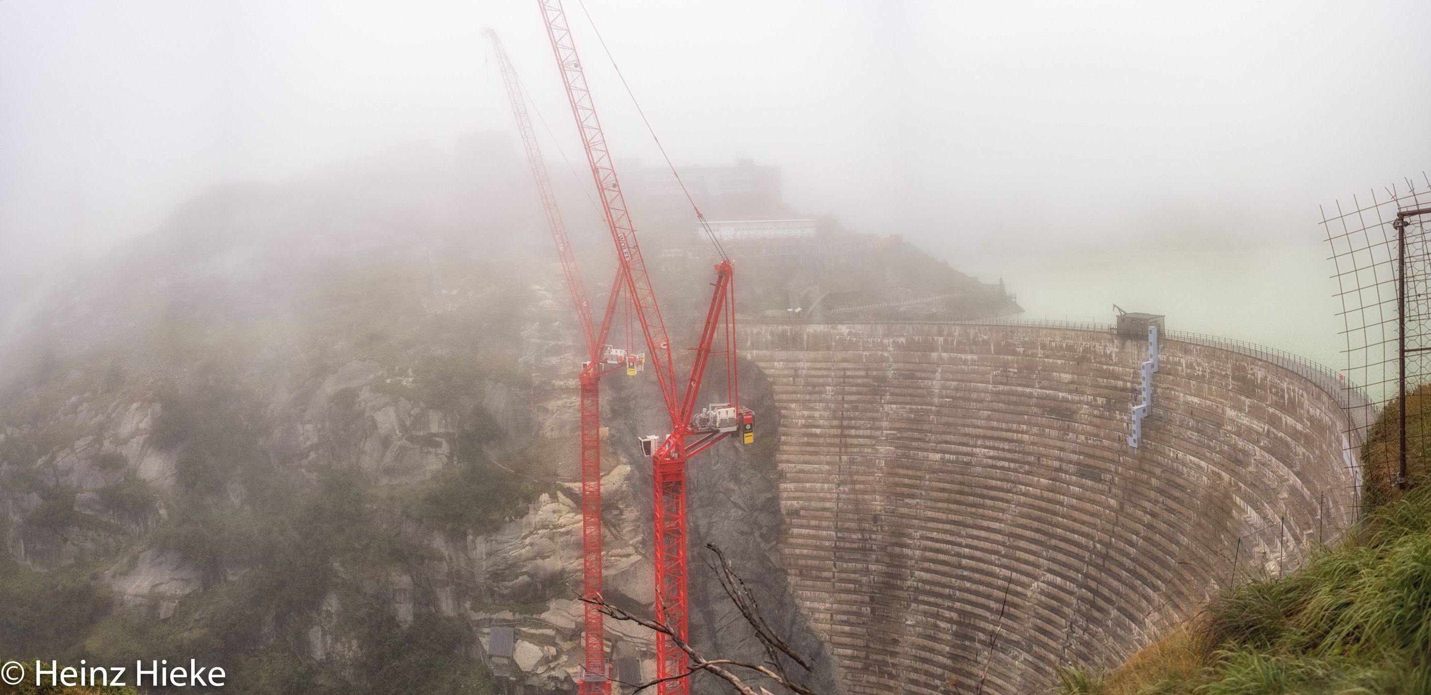 Grimsel Staumauer, Switzerland