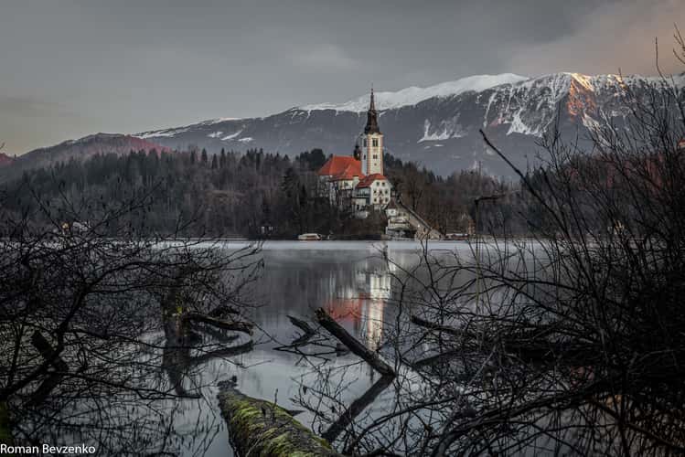 Lake Bled - Wooden Jetty - Rock covered with coins