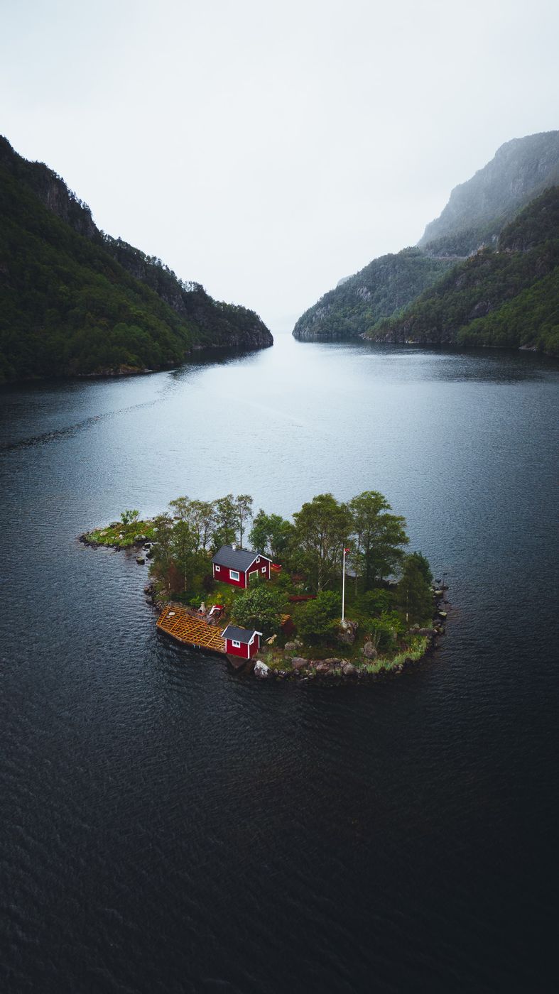Lovrafjorden island, Norway