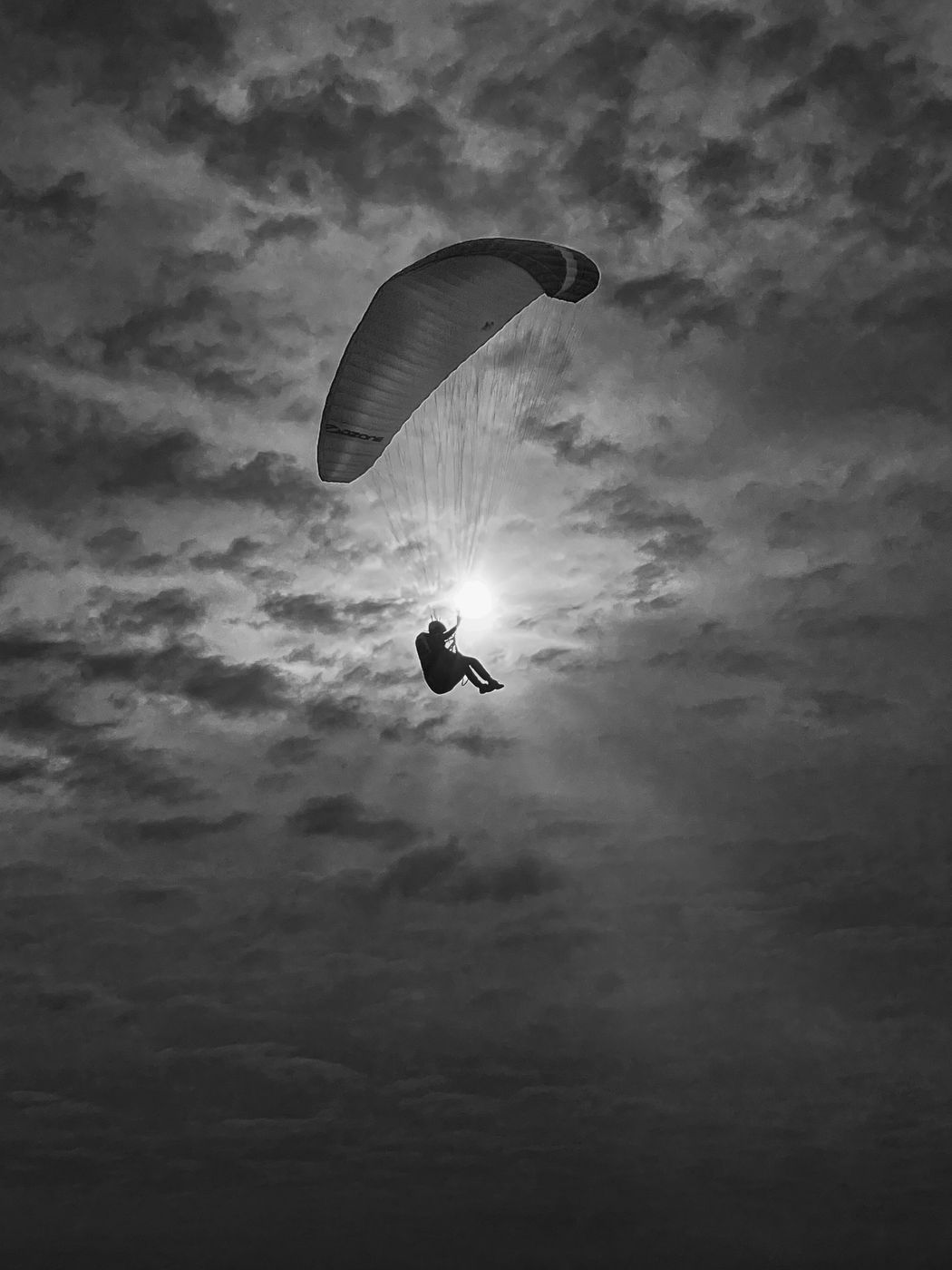Para-glider Sunrise Warriewood Sydney, Australia