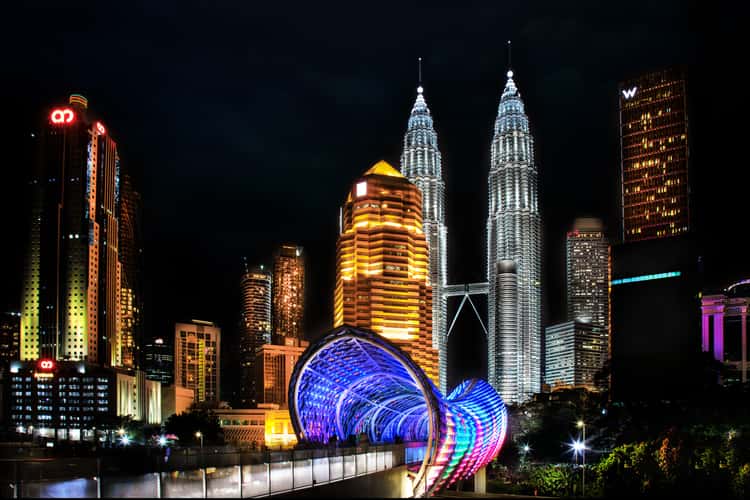 Saloma bridge