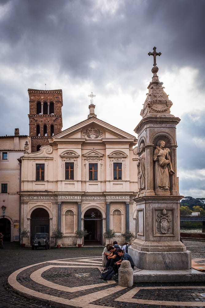 Basílica de San Bartolomé all'Isola Roma, Italy