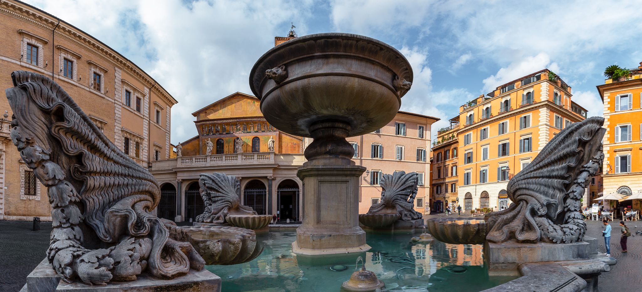 Basílica Santa María in Trastevere, Italy