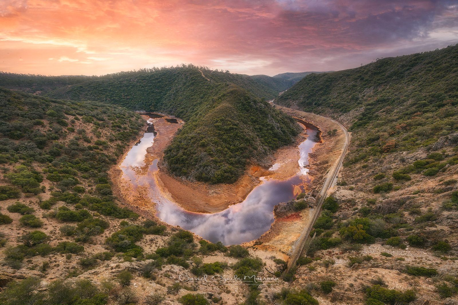 Cerro Salomón, Spain