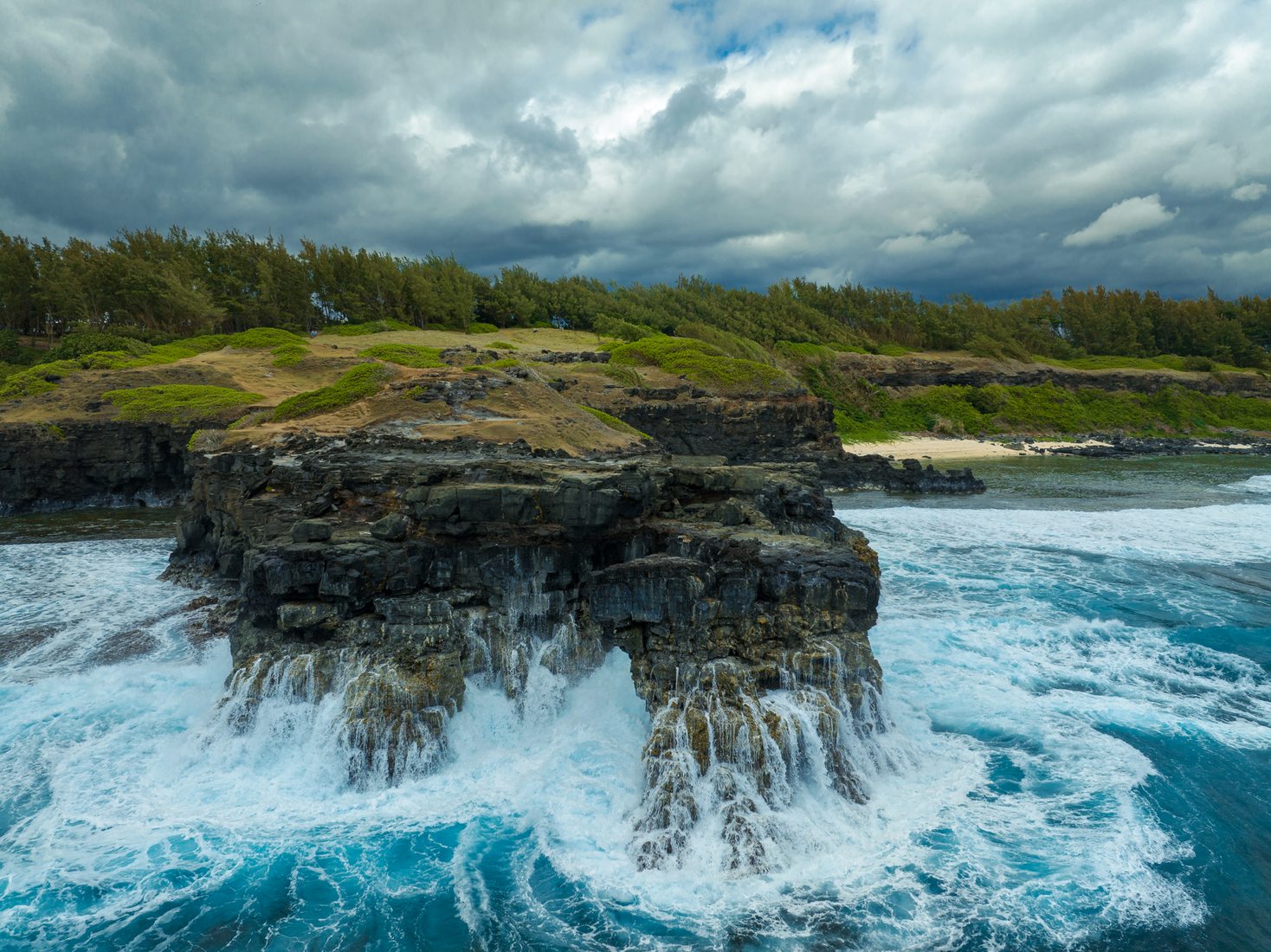 Crying rock with man face. Roche qui pleure, Mauritius