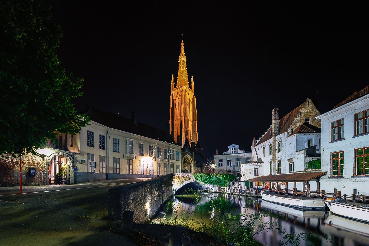 The Church of Our Lady (Onze-Lieve-Vrouwekerk), Bruges, Belgium