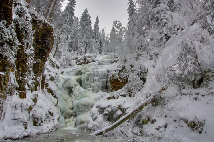 Kamieńczyk Waterfall